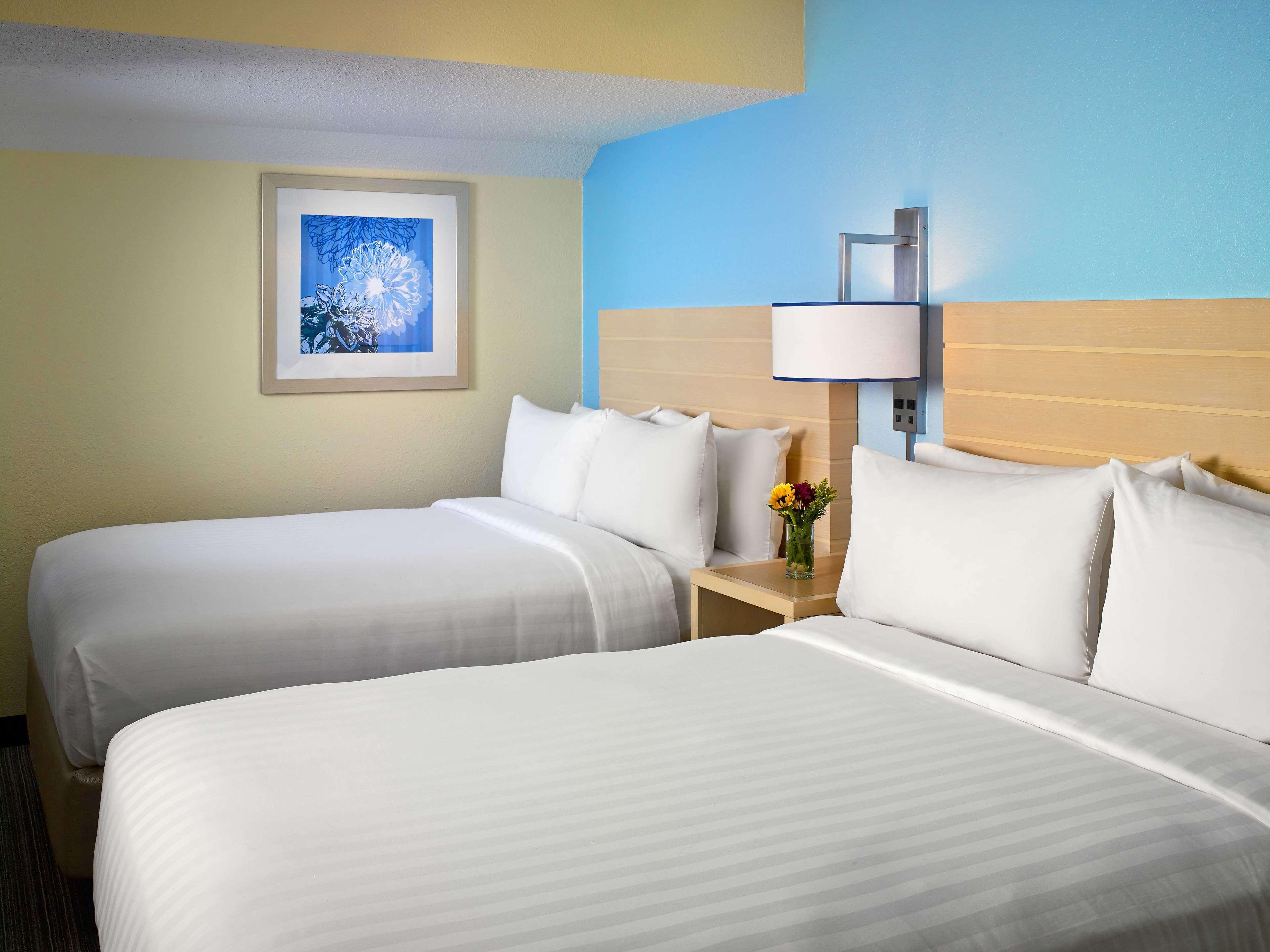 Sonesta Es Suites Берлингтон Экстерьер фото