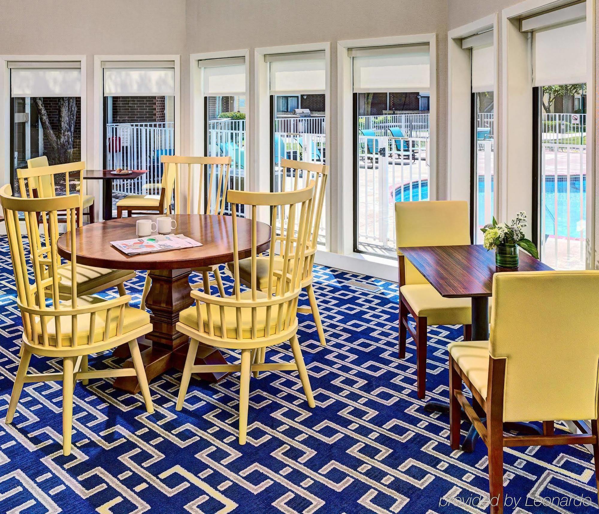 Sonesta Es Suites Берлингтон Экстерьер фото
