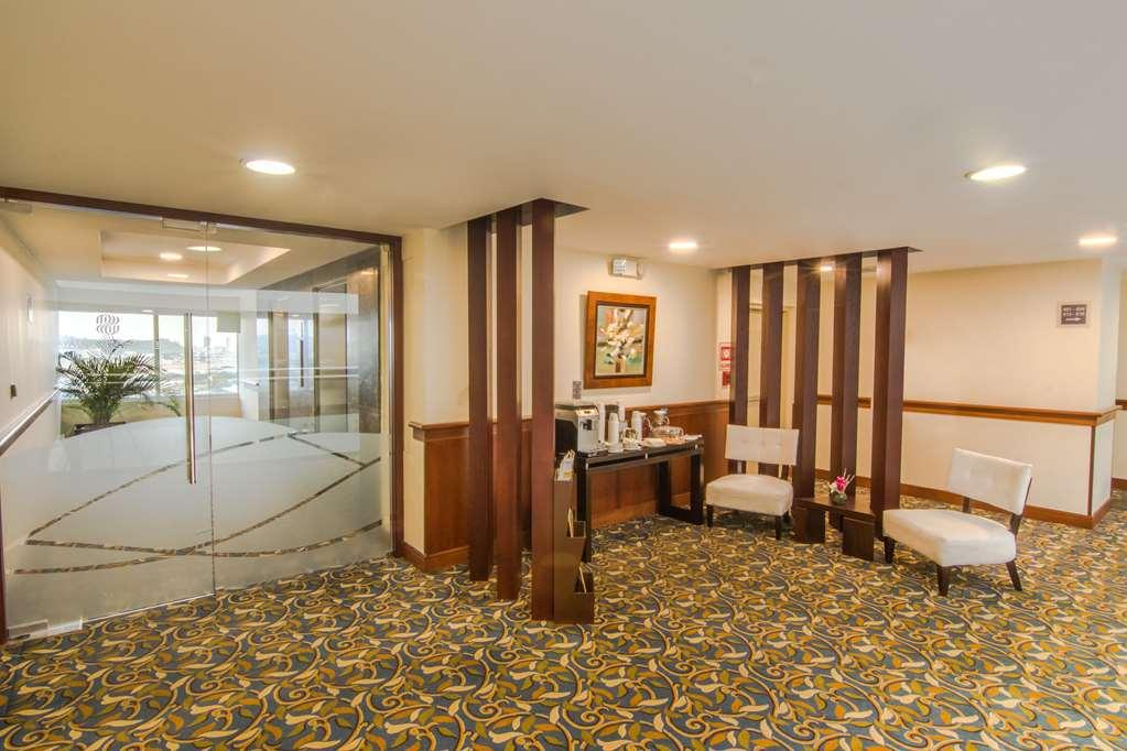 Sonesta Es Suites Берлингтон Удобства фото
